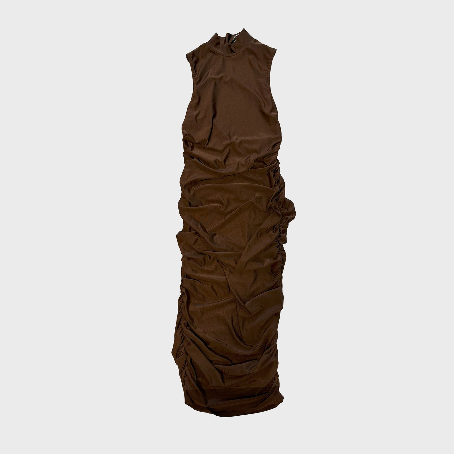 Vestido marron arruchado a los lados