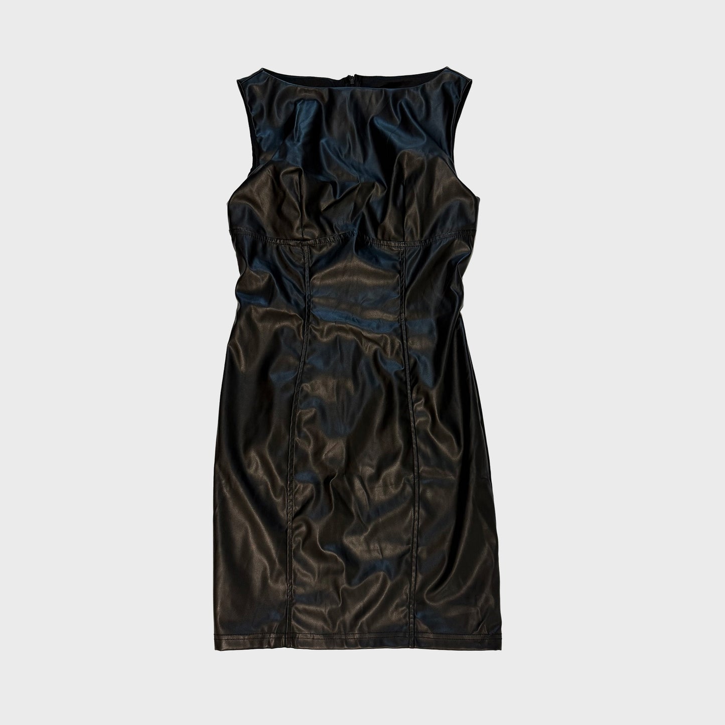 Vestido de cuero corto negro