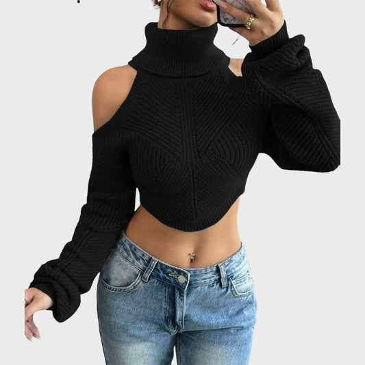 Short black blouse with long sleeves