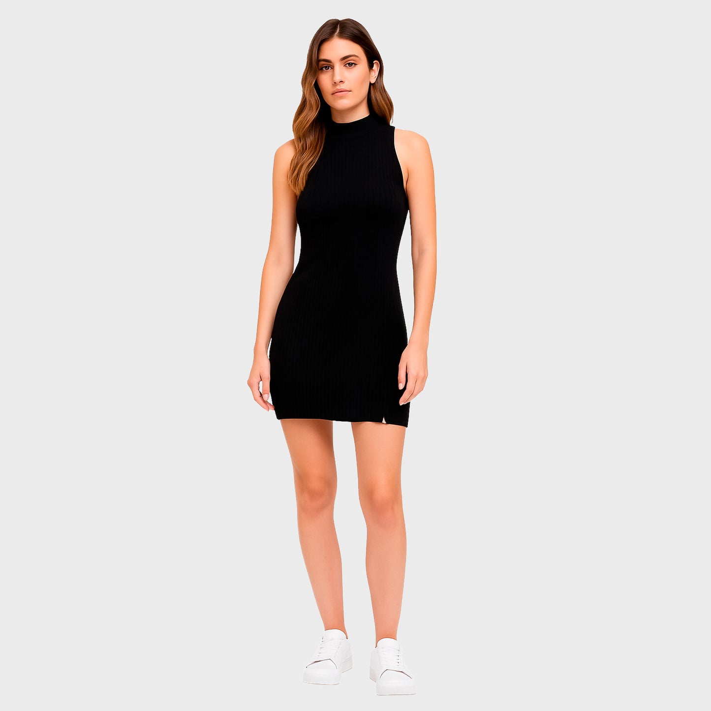 Vestido negro corto cuello alto