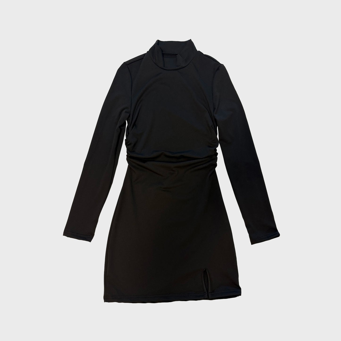 Vestido negro manga larga