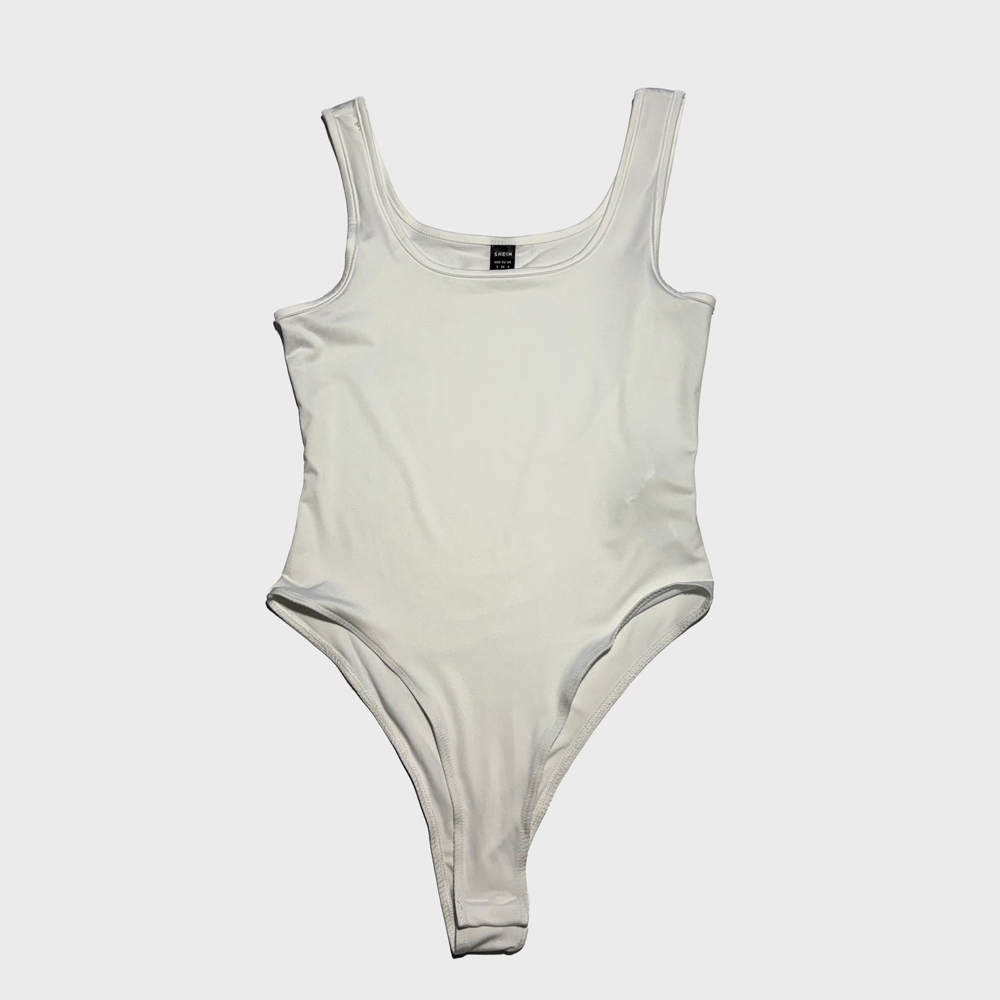 Body blanco sencillo