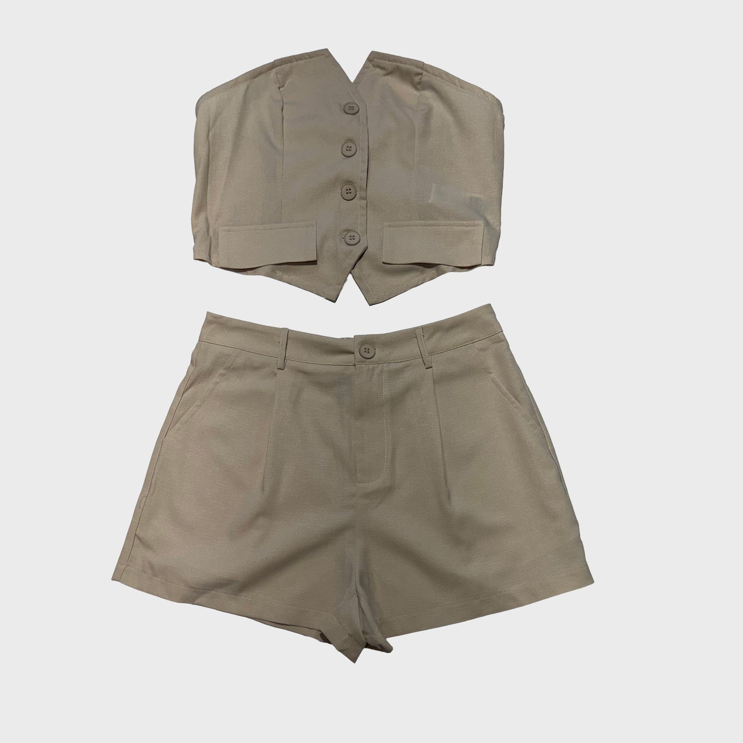 Conjunto de short y top crema