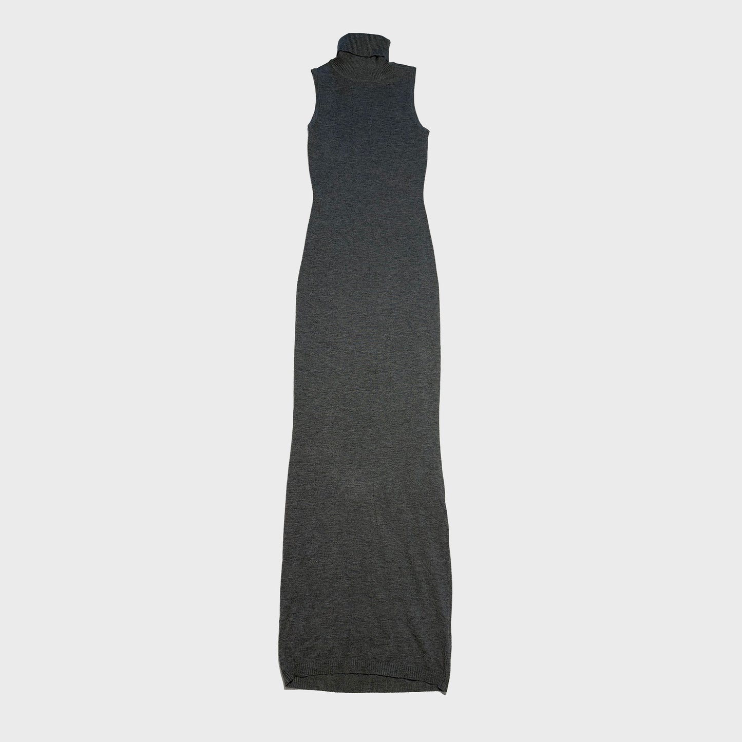 Vestido Gris largo cuello alto